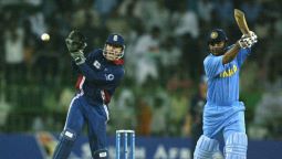 2002: Sehwag's Swift 126 vs Eng